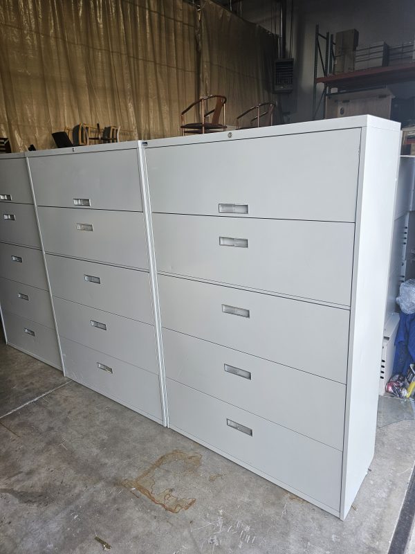5 Drawer Steelcase Lateral File with Lock/Key $299.00